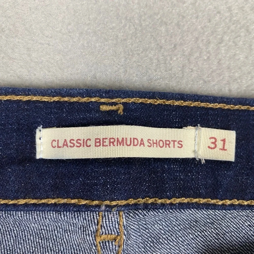 Levi's Classic Bermuda Cuffed Dark Wash Denim Shorts Womens 31 Blue